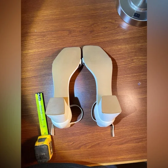 Women’s size 13 heels abound white leather square toe 2.5” block heel new - Picture 5 of 6